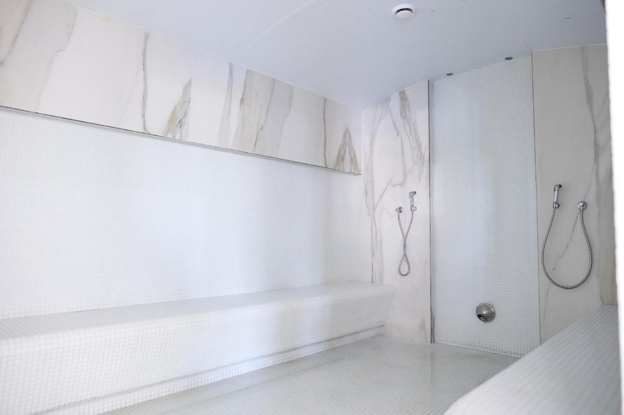 Nasty 24 Aparthotel Pool & Spa Mamaia Nord นาโวดาริ ภายนอก รูปภาพ